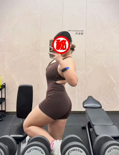 兼职小胖妹包夜爽记